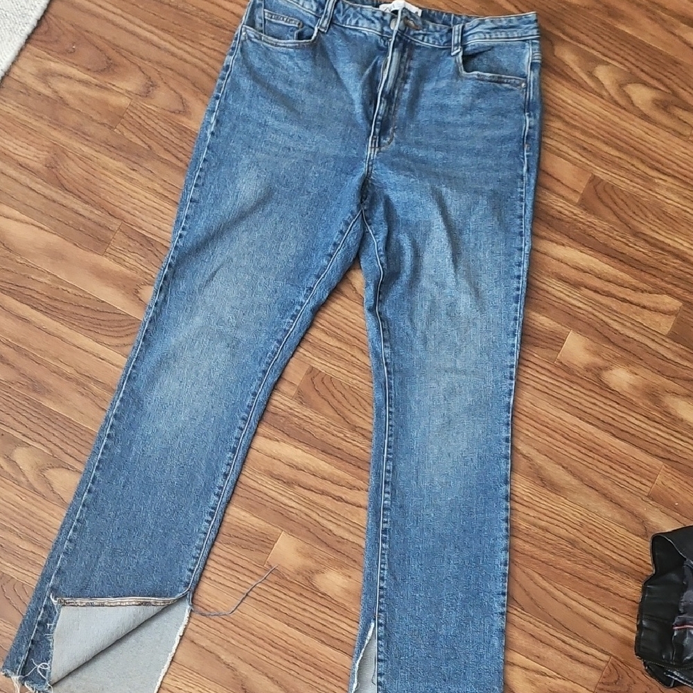 Zara Highrise Jeans With Split Hem